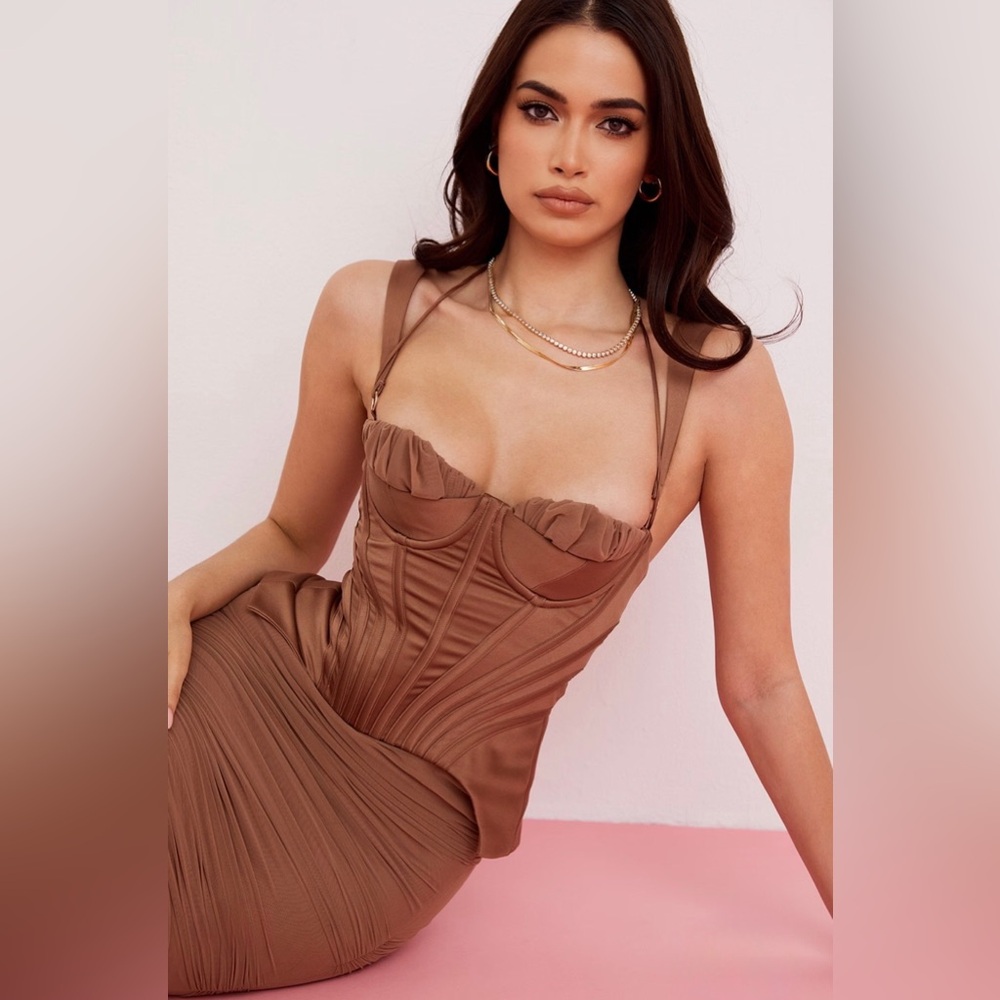 ❤️🔥Firm Price❤️🔥House of CB TALYA Toffee Corset Midi Dress